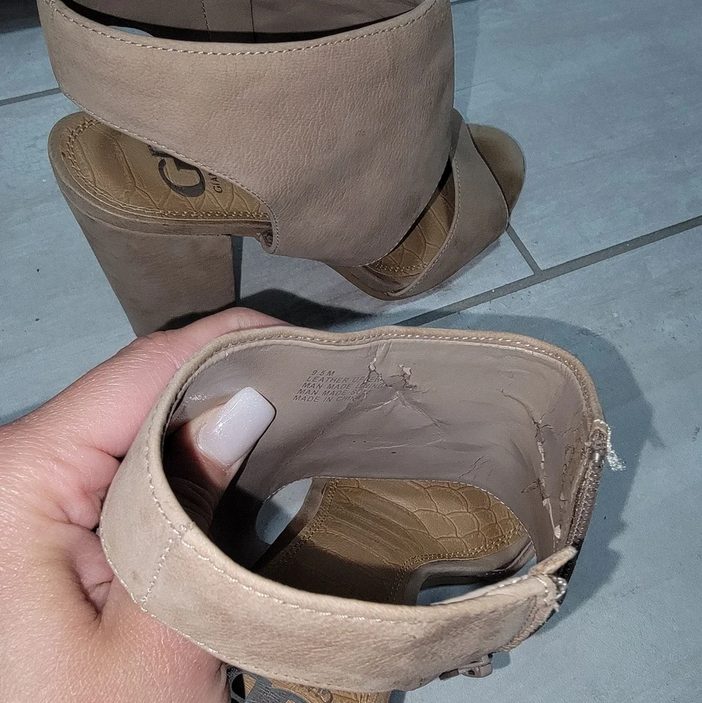 GIANNI BINI Leather Nude Taupe Block Heel Sandals - Peep Toe Ankle Cuff Heels